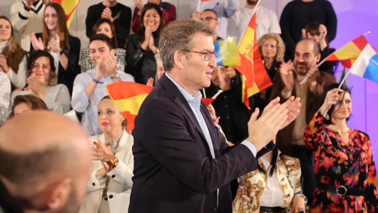  El presidente del Partido Popular, Alberto N&uacute;&ntilde;ez Feij&oacute;o, interviene en el acto de presentaci&oacute;n de la candidatura de Jimena Delgado a la alcald&iacute;a, a 18 de febrero de 2023, en Las Palmas de Gran Canaria, Gran Canaria, Las Palmas, Canarias (Espa&ntilde;a). - Mauricio del Pozo - Europa Press 