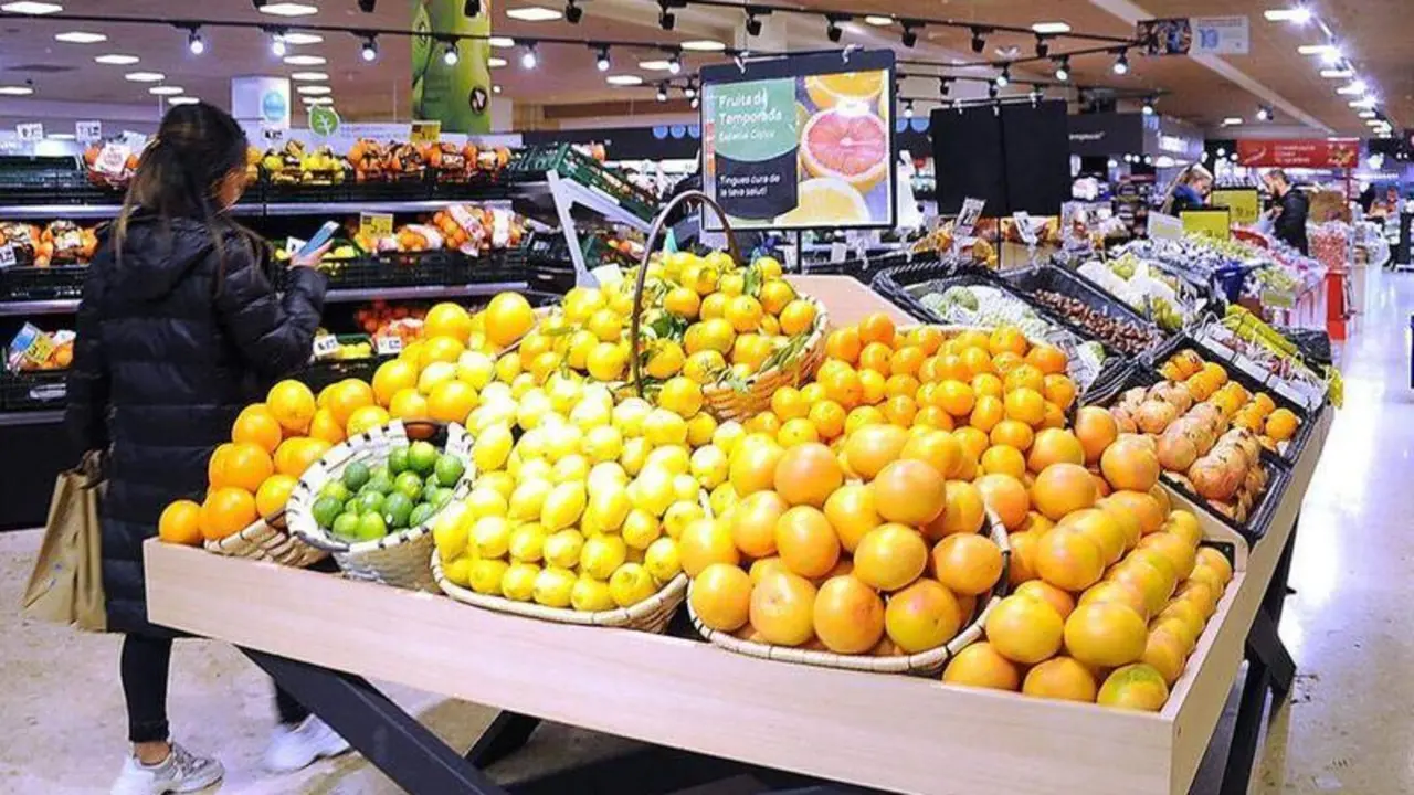  Frutas en un supermercado 