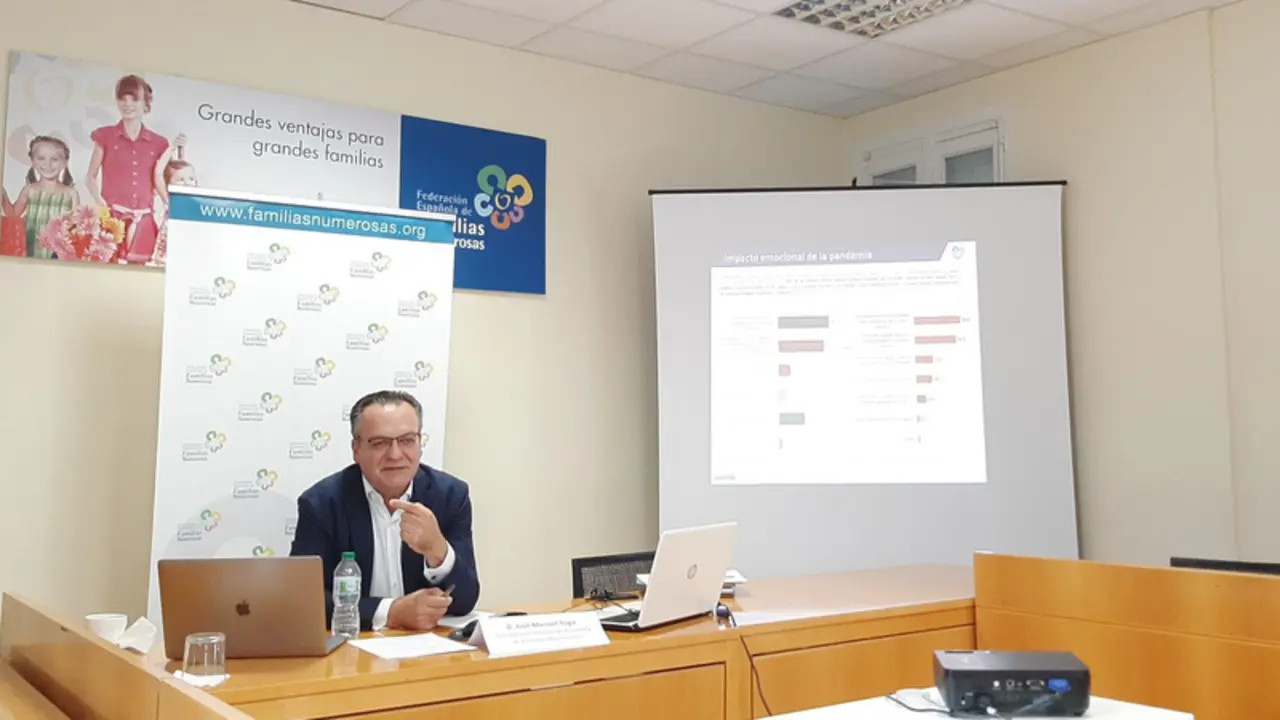  Archivo - El presidente de la Federaci&oacute;n Espa&ntilde;ola de Familias Numerosas, Jos&eacute; Manuel Trigo. - EUROPA PRESS - Archivo 