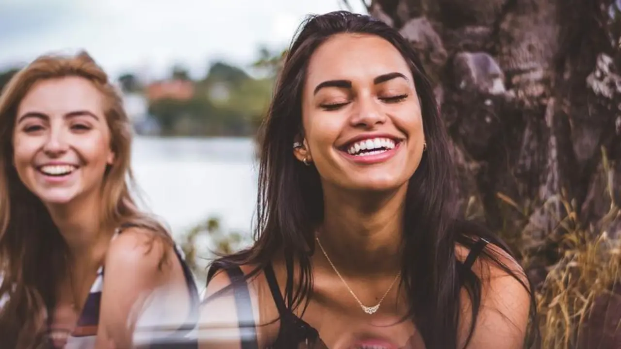  Felicidad. Fuente Pexels por Daniel Xavier 
