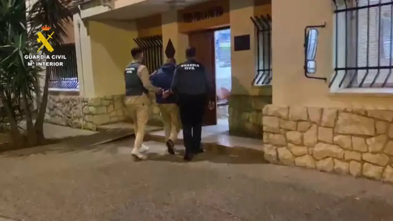 Uno de los detenidos en la operaci&oacute;n 'Culcita' contra la ciberdelincuencia por una denuncia en Almer&iacute;a - GC 