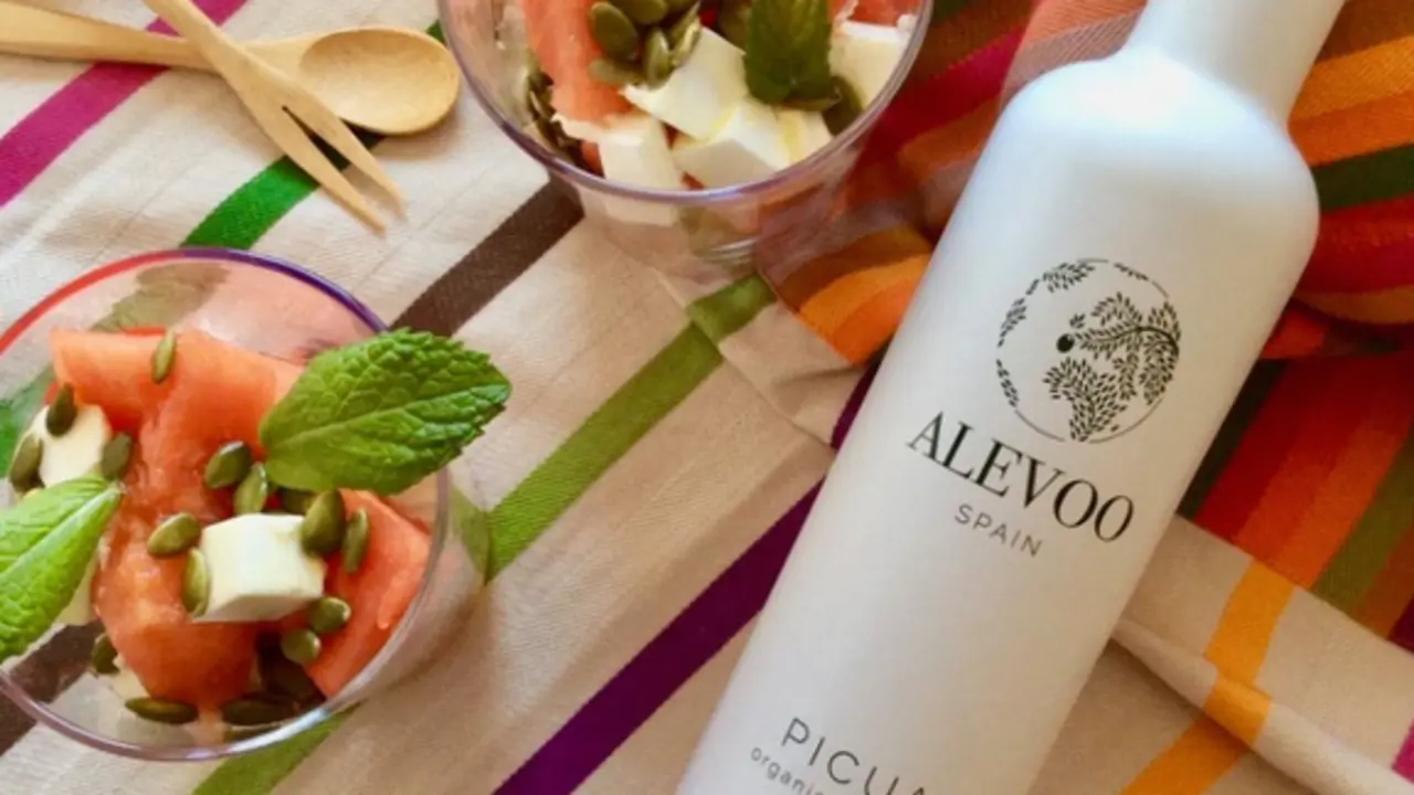  Ensalada de sand&iacute;a con aove 