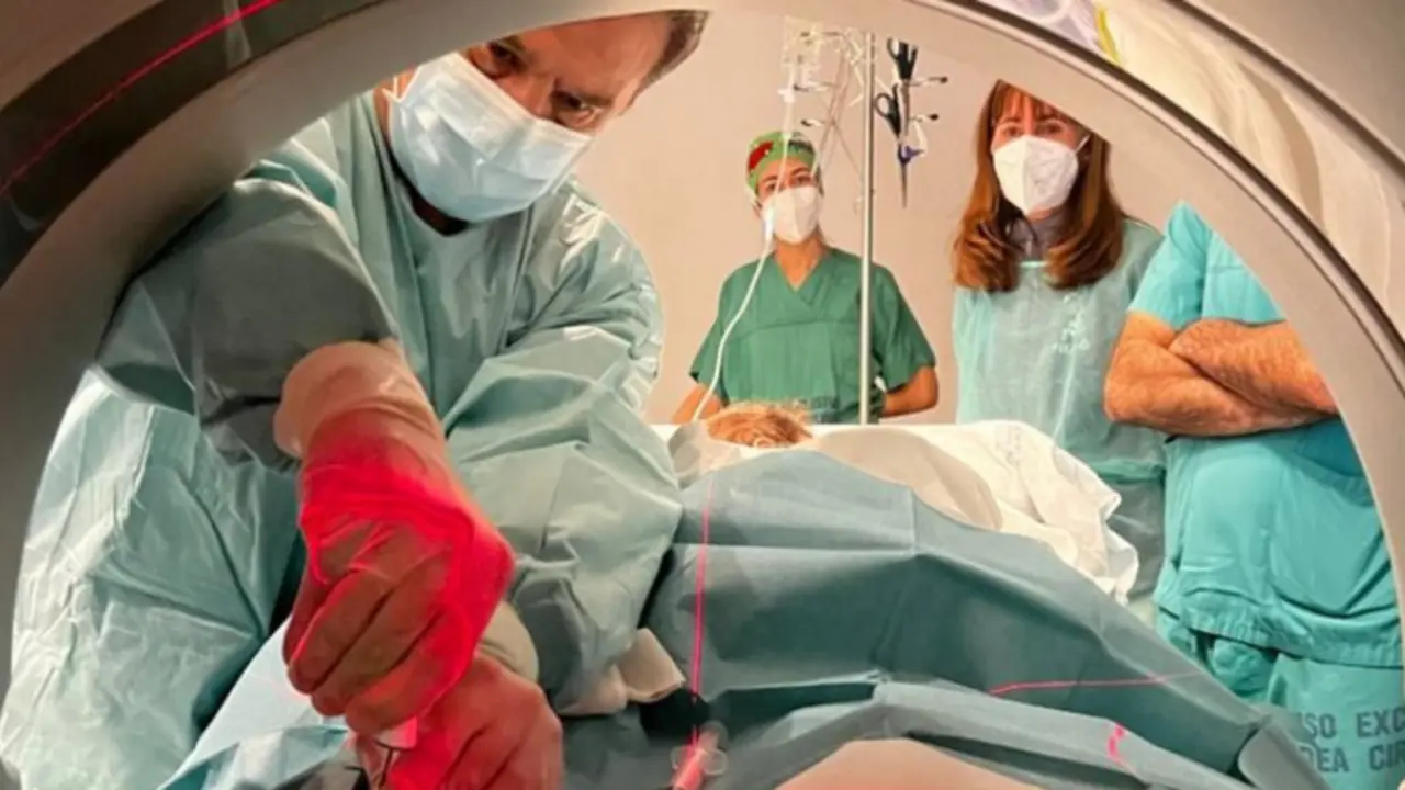  Hospital Universitario de Ourense - crioablaci&oacute;n 