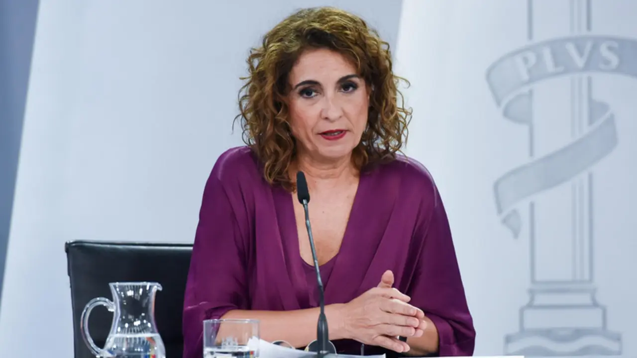  Archivo - La ministra de Hacienda y Funci&oacute;n P&uacute;blica, Mar&iacute;a Jes&uacute;s Montero. - Gustavo Valiente - Europa Press - Archivo 