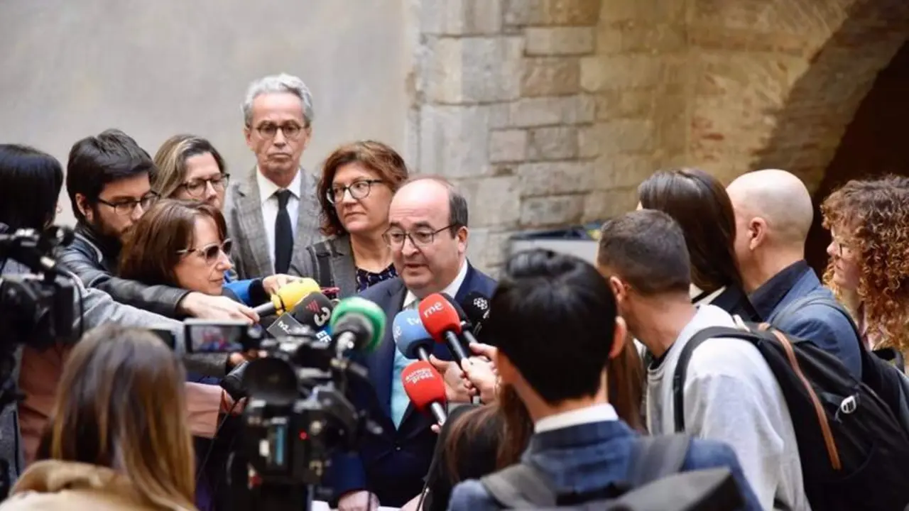  Iceta durante sus declaraciones, con Guigon al fondo 