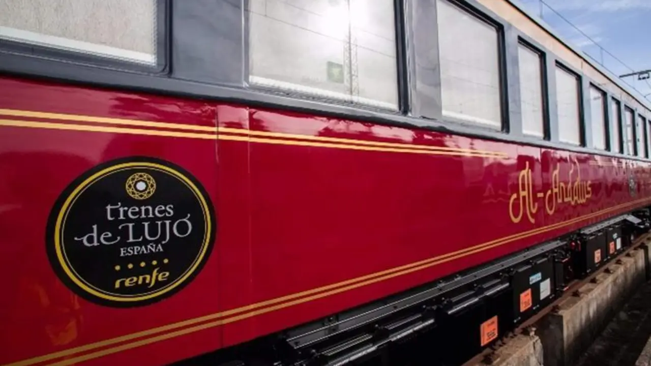  Los trenes tur&iacute;sticos de Renfe comienzan su nueva temporada a partir del 8 de abril 