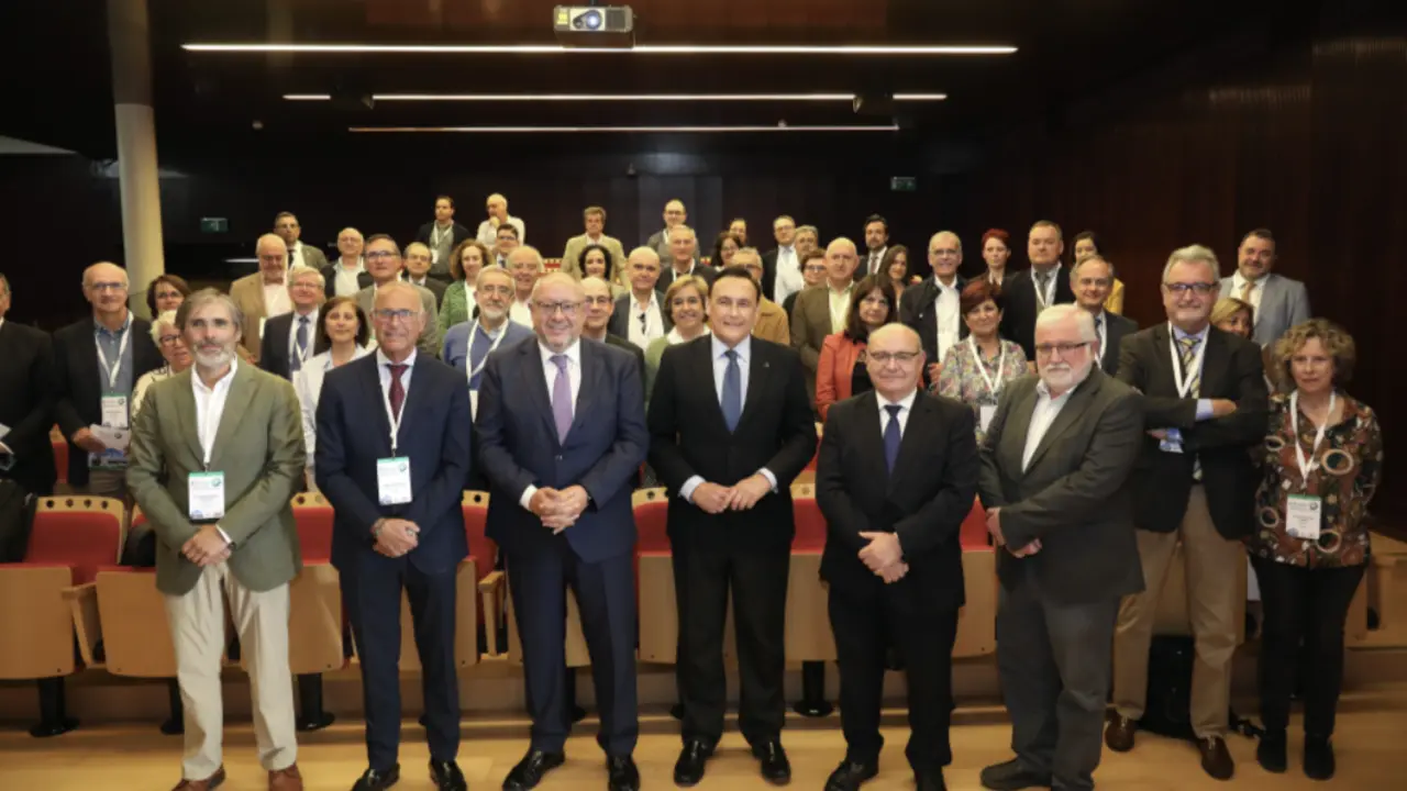  Asistentes a la inauguraci&oacute;n 