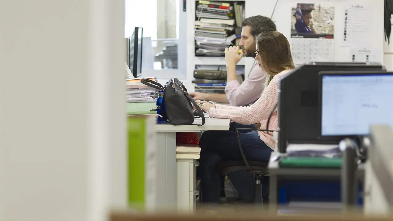 Trabajadores en una imagen de archivo 