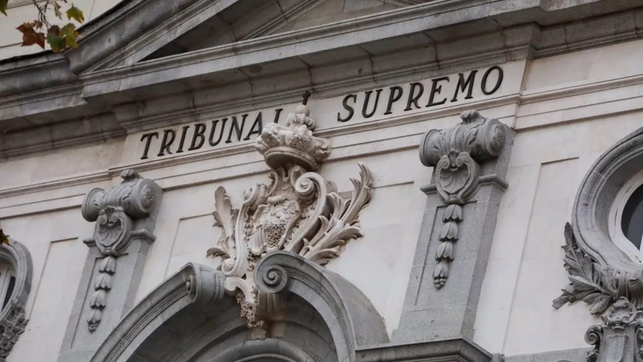  Archivo - Detalle de la fachada del Tribunal Supremo - EUROPA PRESS - Archivo 