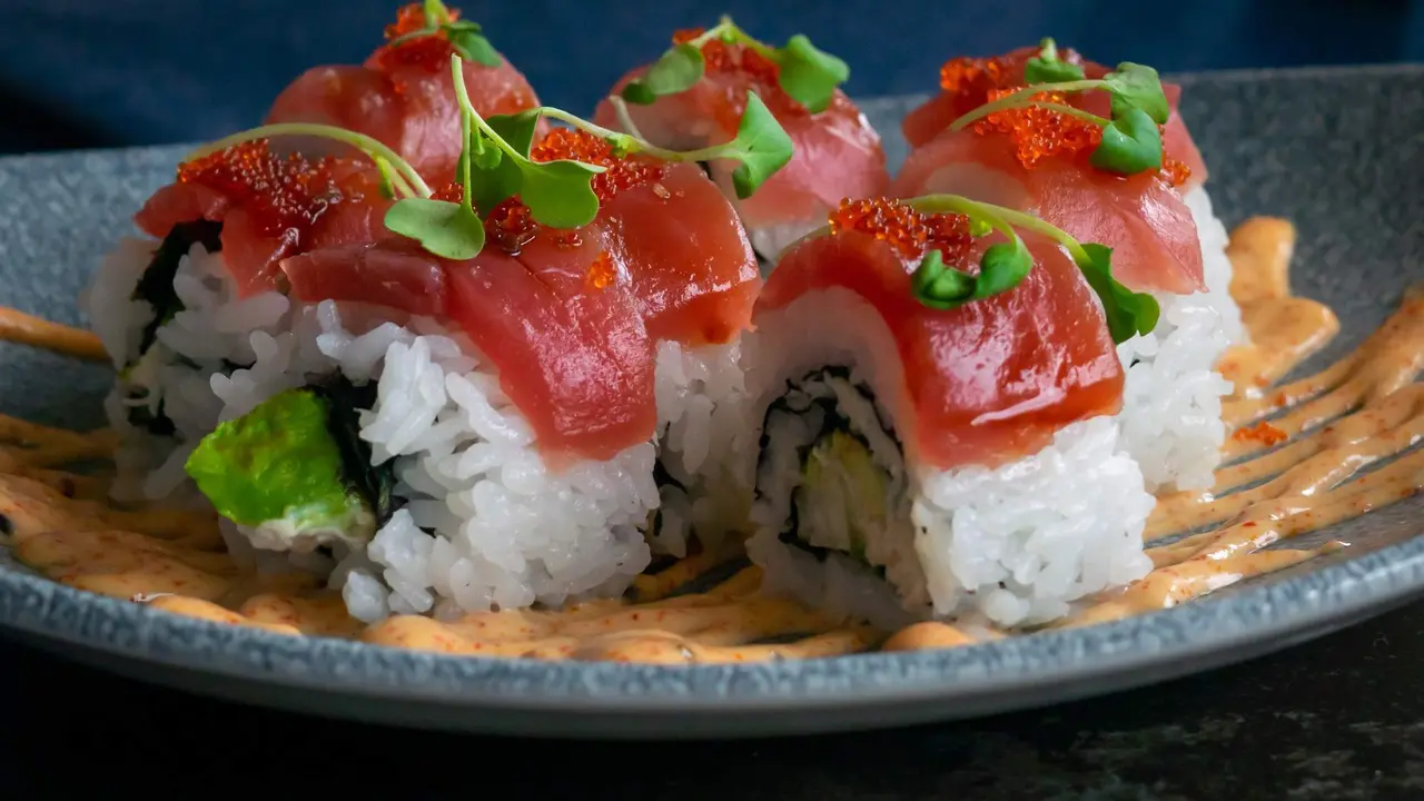  Sushi - Unplash 