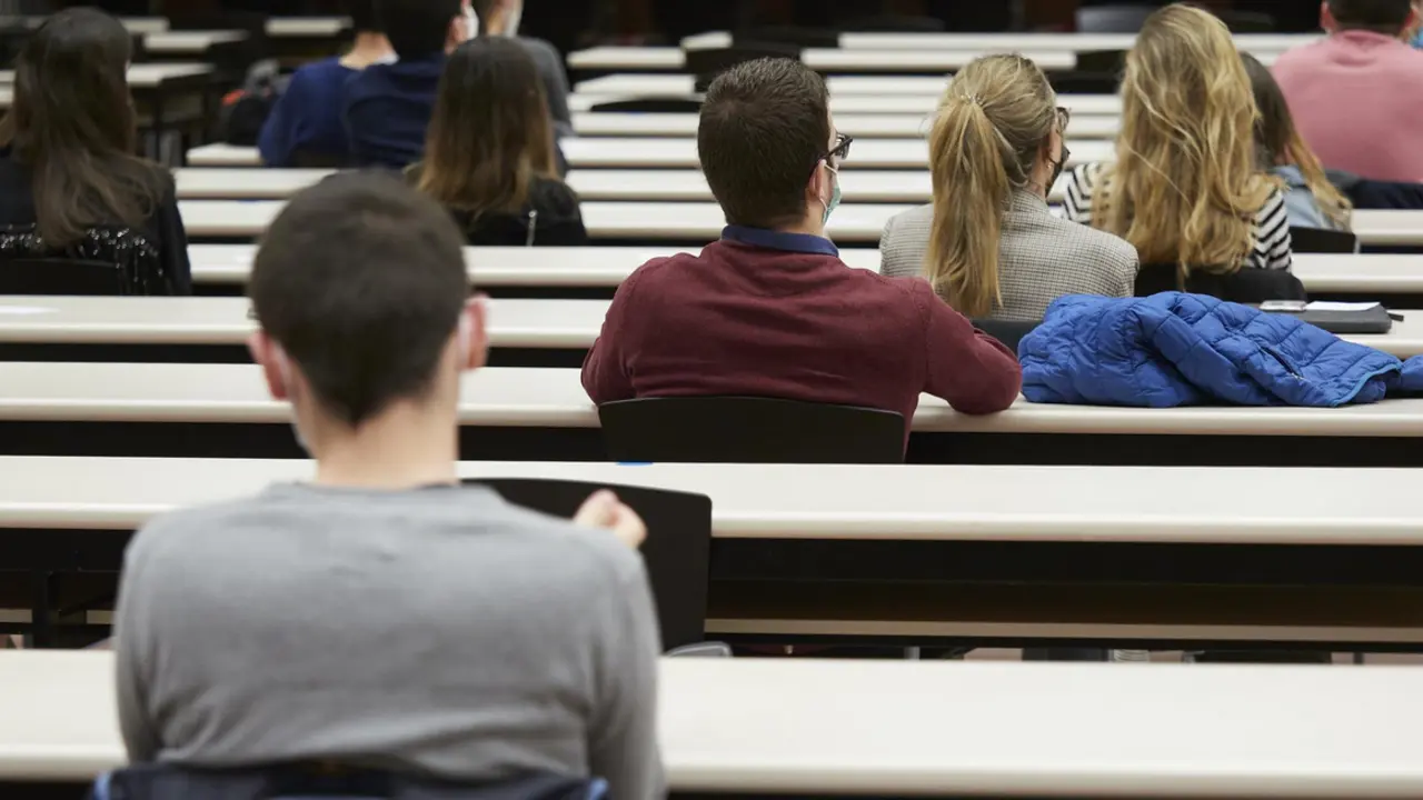  Archivo - Alumnos - Eduardo Sanz - Europa Press - Archivo 