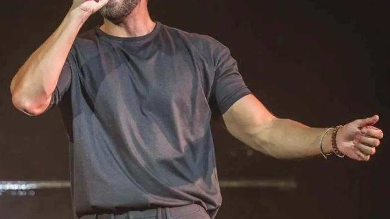  Pablo Albor&aacute;n en uno de sus conciertos - RRSS 