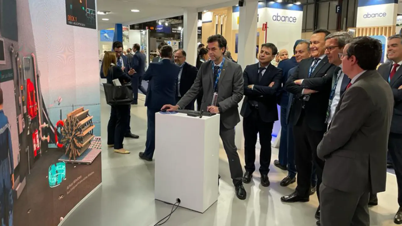  G&oacute;mez Villamandos y Paradela han recorrido los expositores de las principales industrias tractoras con implantaci&oacute;n en Andaluc&iacute;a 