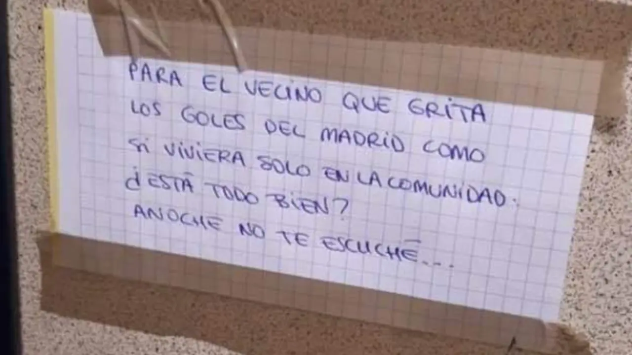  El cartel colgado por el vecino 