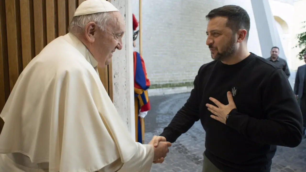  El Papa y el presidente ucraniano, Volodomir Zelenski - -/Ukrainian Presidency/Dpa 