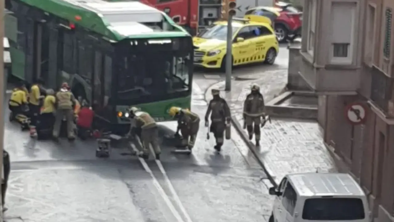  Un ni&ntilde;o de 8 a&ntilde;os y su abuela, heridos al ser atropellados en Manresa 
