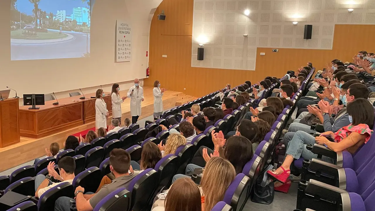 129 Especialistas Internos Residentes inician su formaci&oacute;n en el Hospital Reina Sof&iacute;a 