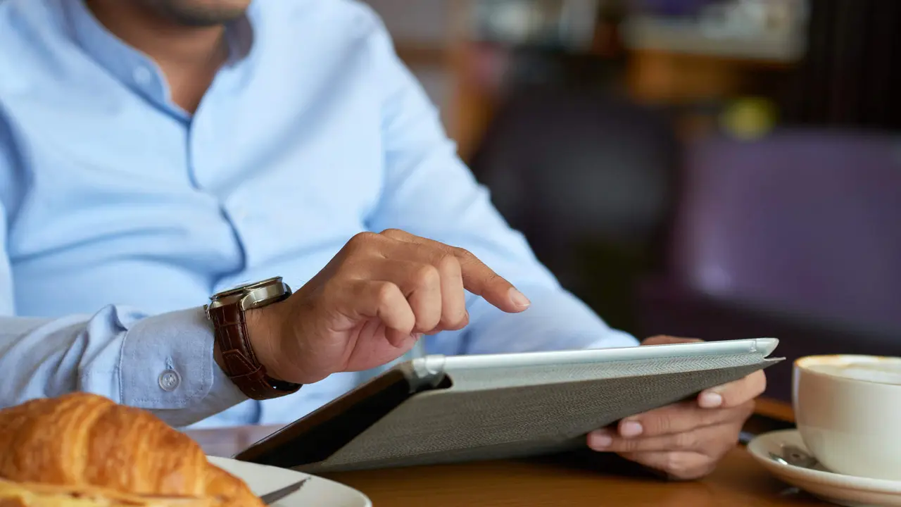 Nuevas profesiones tecnol&oacute;gicas en auge en Espa&ntilde;a en 2026 - Archivo