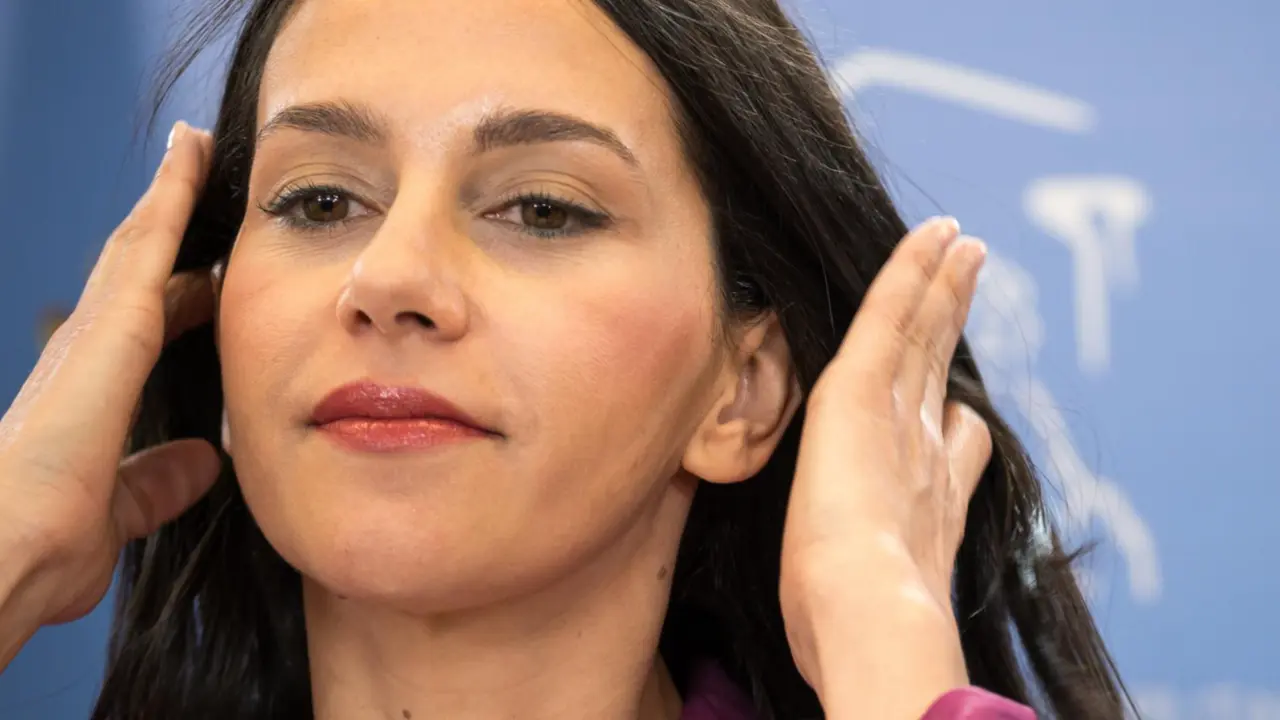  La portavoz de Ciudadanos en el Congreso, In&eacute;s Arrimadas, durante una rueda de prensa, en el Congreso de los Diputados, a 1 de junio de 2023, en Madrid (Espa&ntilde;a). - Diego Radam&eacute;s - Europa Press 