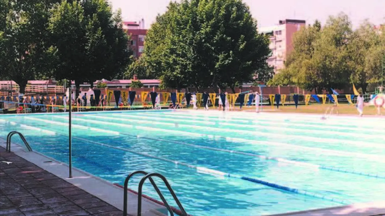  Piscina municipal de Fuensanta 