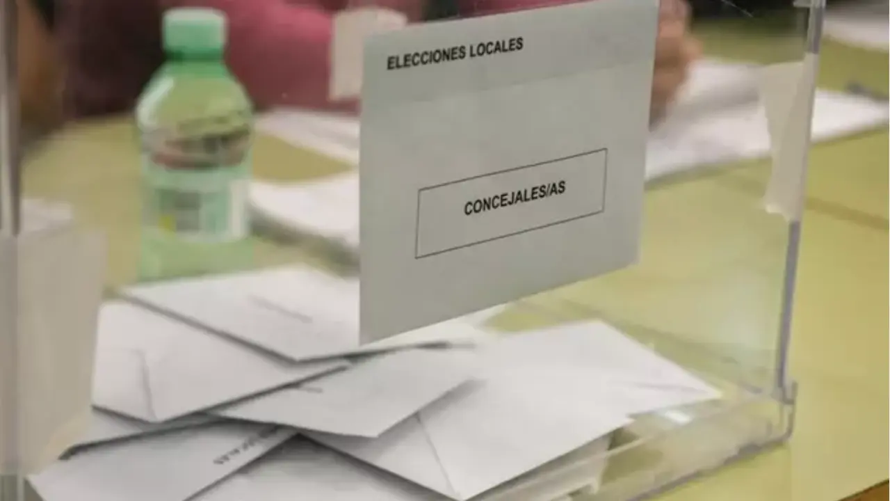  Mesa electoral. ARCHIVO 