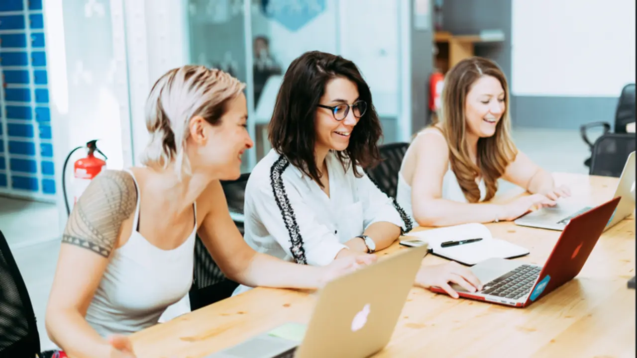  Desarrollo Web lidera los bootcamps tecnol&oacute;gicos m&aacute;s demandados en Espa&ntilde;a 