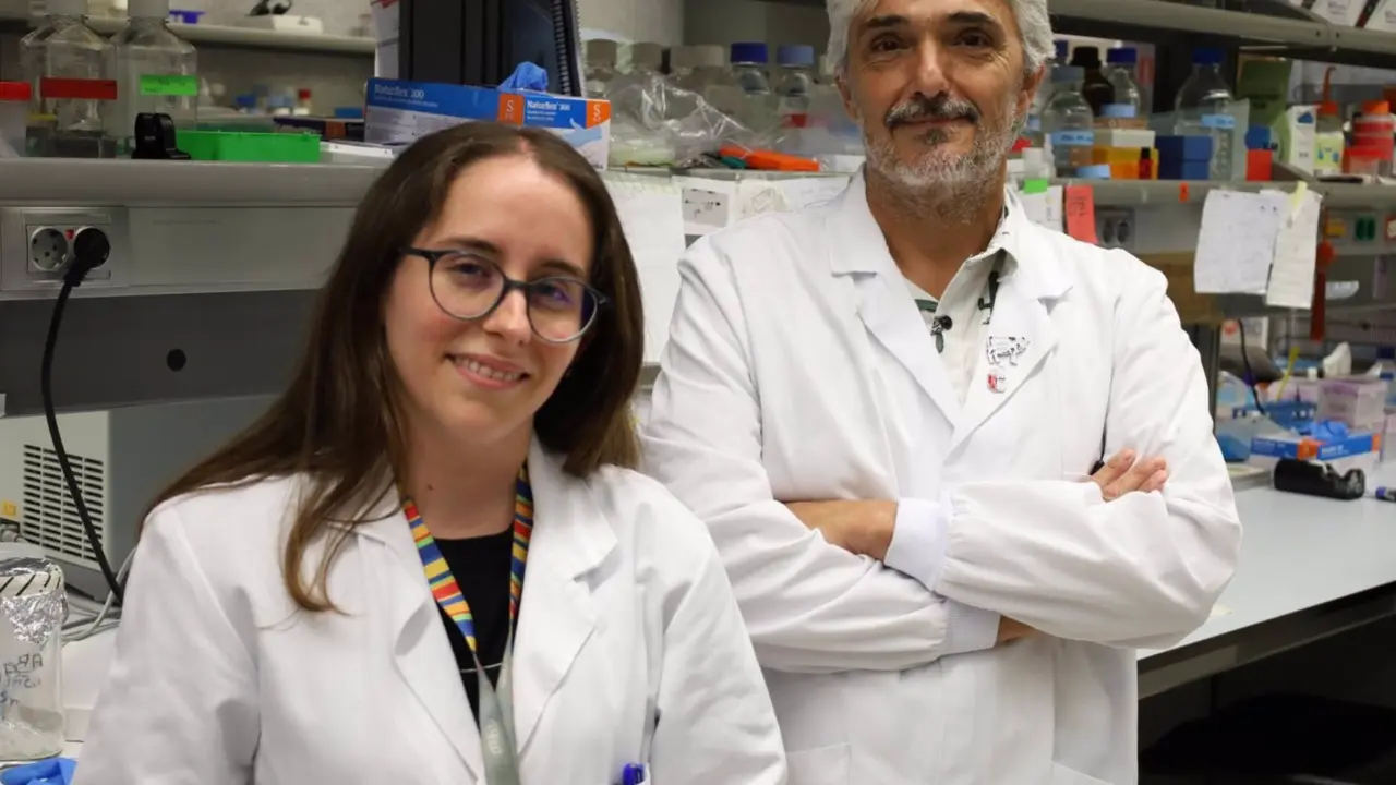  Los investigadores Laura Sol&eacute; y Llu&iacute;s Espinosa - HOSPITAL DEL MAR 