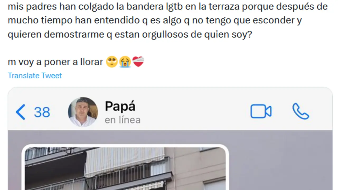  Su padre se muestra orgulloso de &eacute;l.perea____/ TWITTER 