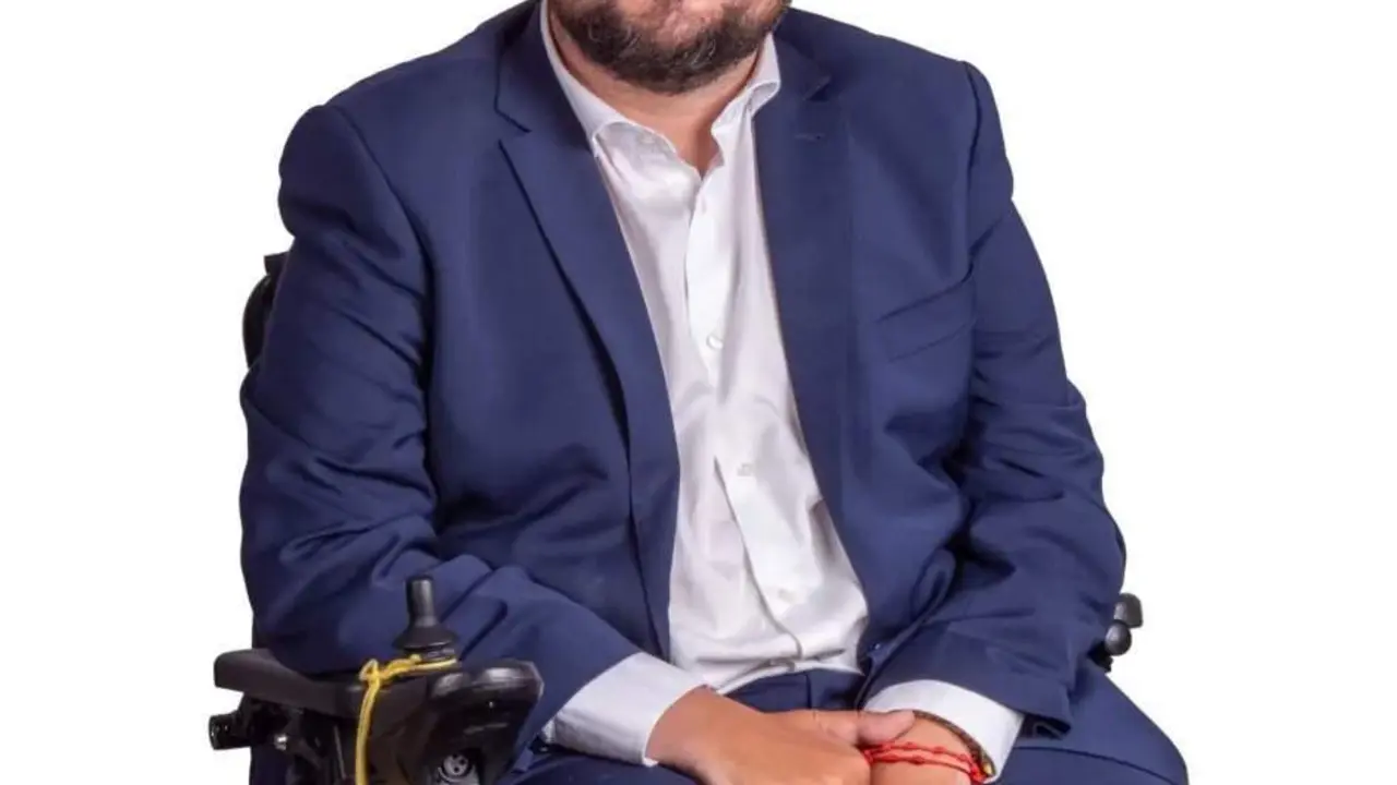  Juan Ram&oacute;n Amores, primer senador auton&oacute;mico con ELA_webp 