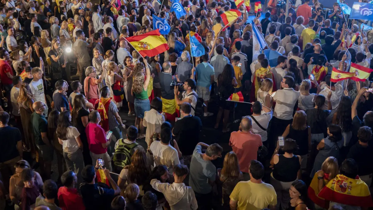  Ambiente durante el seguimiento de la jornada electoral de los comicios generales en la sede del PP en la calle G&eacute;nova, a 23 de julio de 2023, en Madrid (Espa&ntilde;a). - Alberto Ortega - Europa Press 