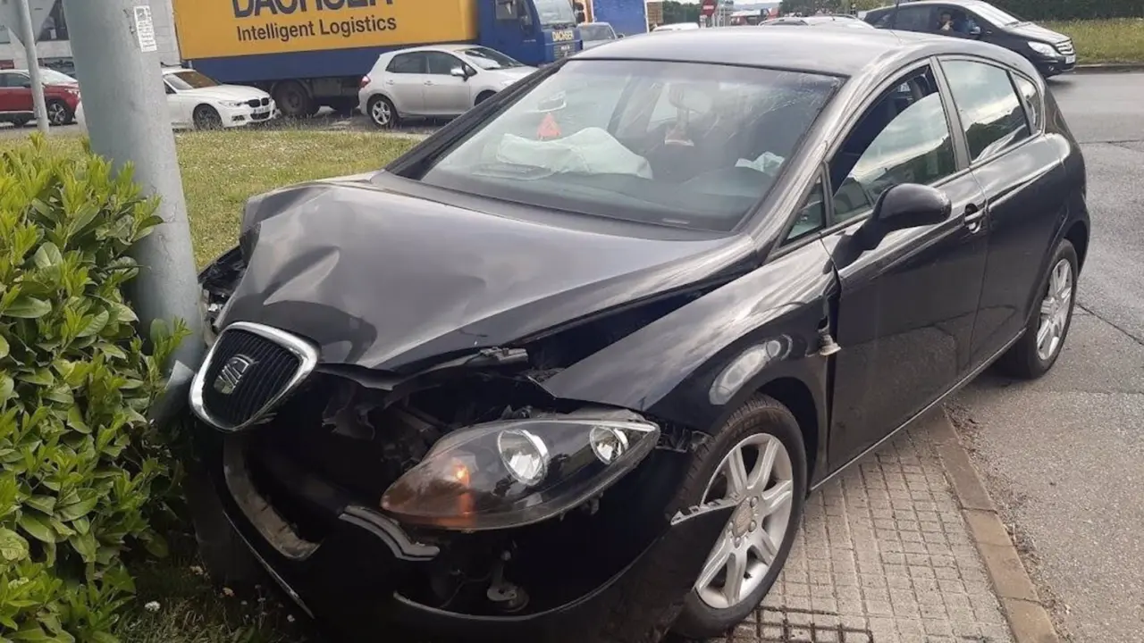  Archivo - Accidente de coche en Lugo - POLIC&Iacute;A LOCAL DE LUGO - Archivo 