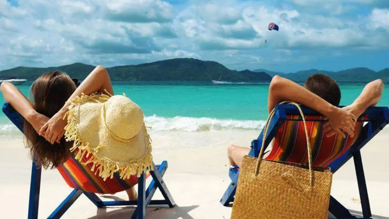  Una pareja de vacaciones 