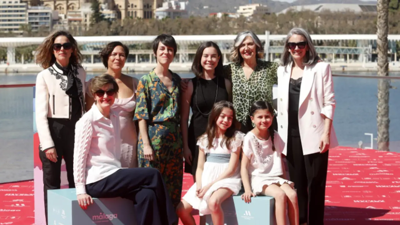  El equipo de la pel&iacute;cula '20.000 especies de abejas' - FESTIVAL DE M&Aacute;LAGA - Archivo 