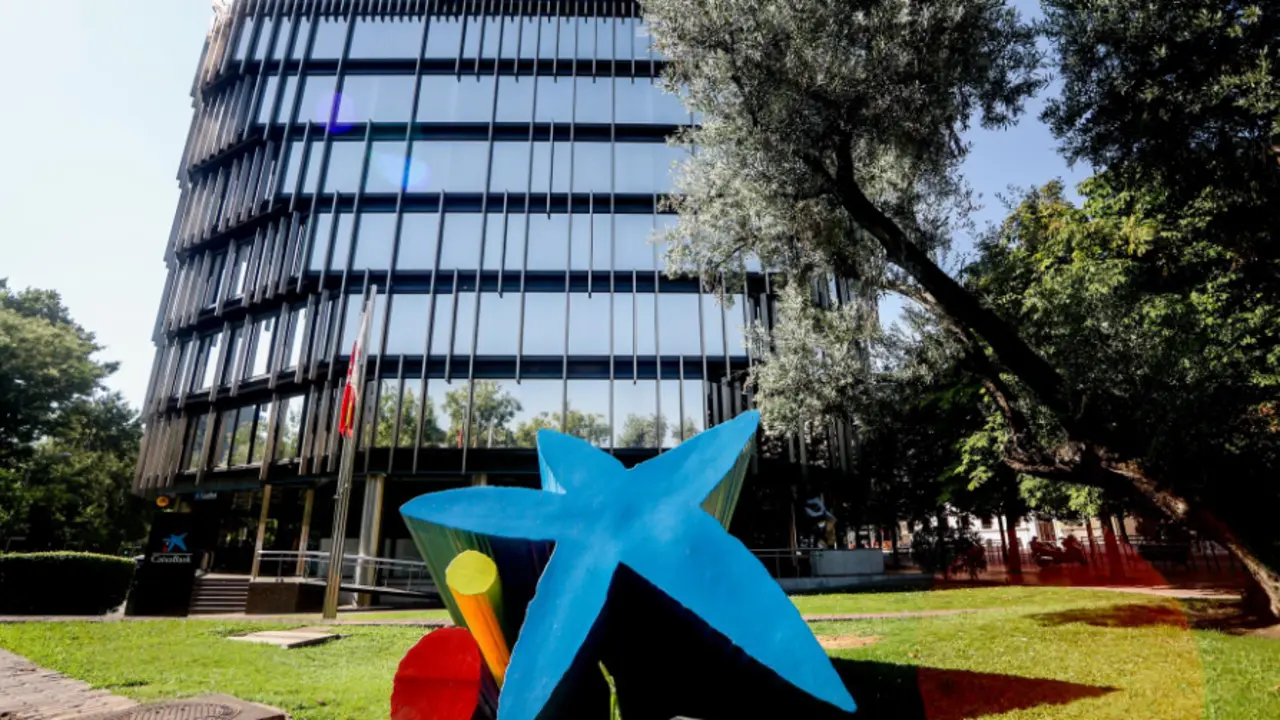  Sede de Caixabank - Ricardo Rubio - Europa Press - Archivo 