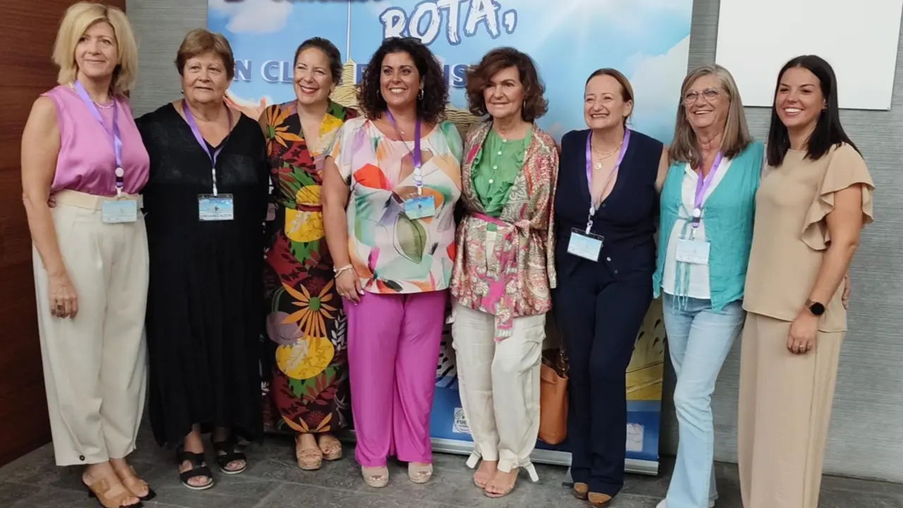  La ex vicepresidenta del Gobierno,Carmen Calvo en el segundo congreso provincial 'Rota, en Clave Feminista' - PSOE C&Aacute;DIZ 