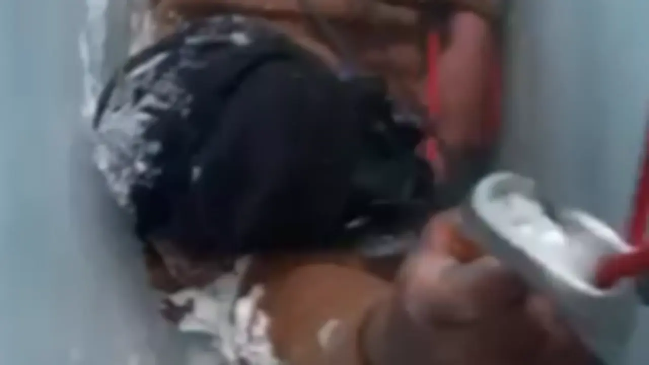  Hombre atrapado en una grieta del Everest, captura del v&iacute;deo de Instagram 