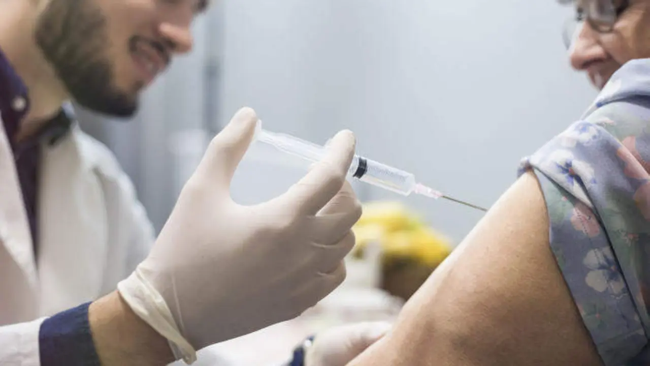  Vacuna contra la gripe. ARCHIVO 