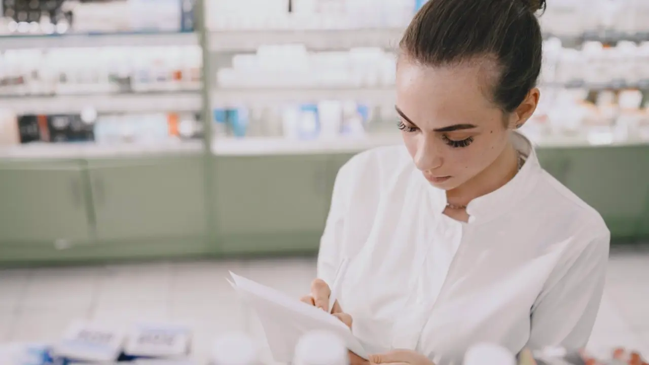  Archivo - Farmac&eacute;utica. - FEFE - Archivo 