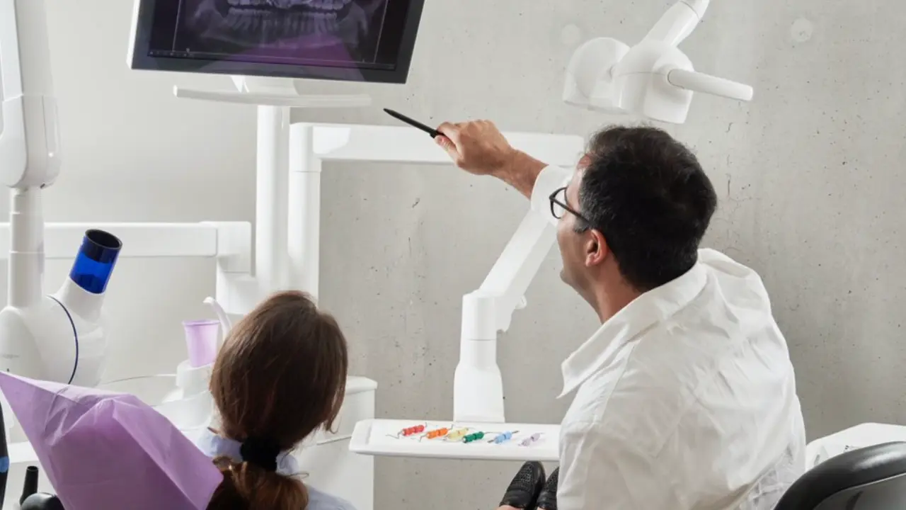  Dentista y paciente. 