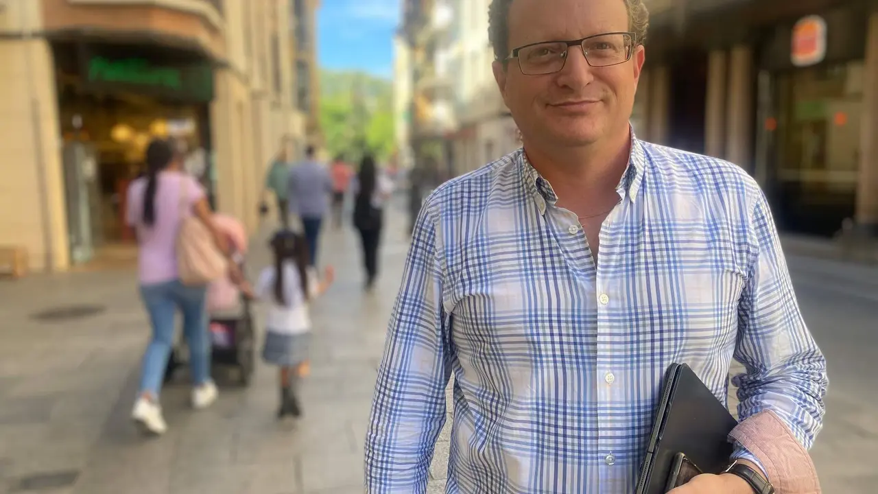 El diputado nacional de VOX por C&oacute;rdoba, Jos&eacute; Ramirez del R&iacute;o ha felicitado en el d&iacute;a de los &Aacute;ngeles Custodios a la Polic&iacute;a Nacional y ha agradecido &ldquo;su extraordinario servicio que mantiene el estado de derecho y la seguridad&rdquo;