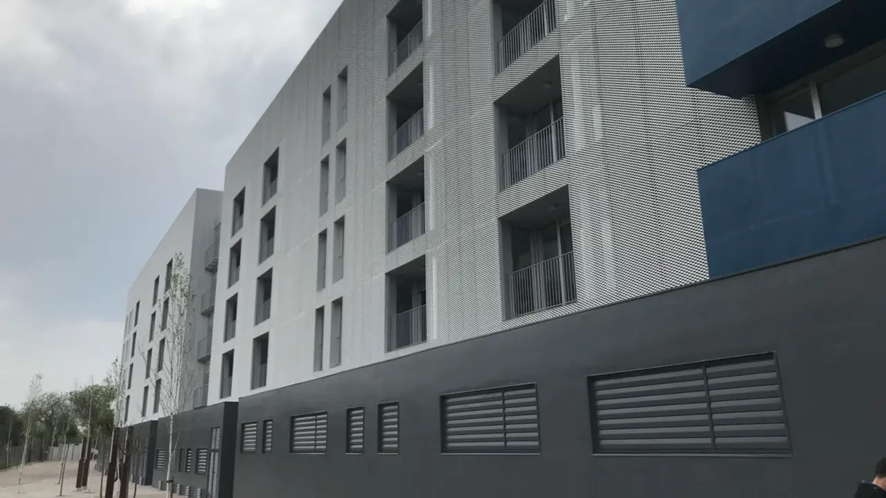  Archivo - Edificio de viviendas sociales - EUROPA PRESS - Archivo 