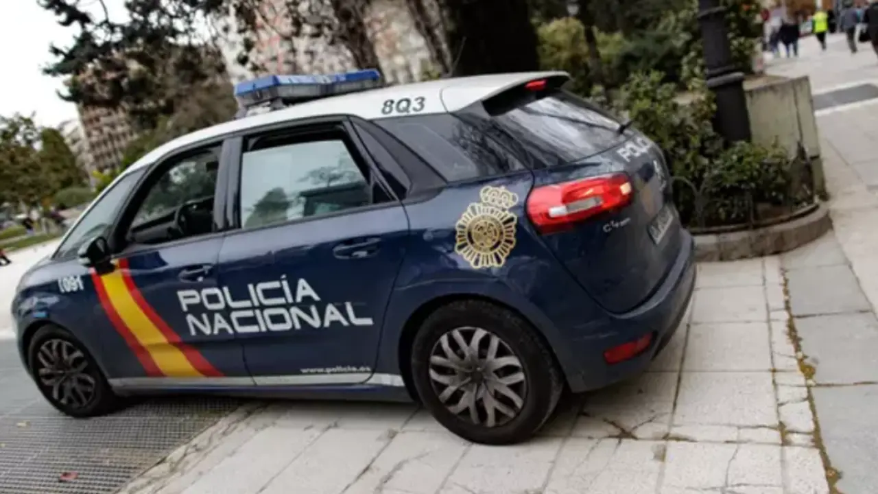  Polic&iacute;a Nacional 