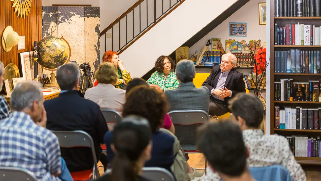  M&aacute;s de 400 alumnos de la ESO recuperan la figura del poeta Manuel &Aacute;lvarez Ortega en cuatro institutos de C&oacute;rdoba 