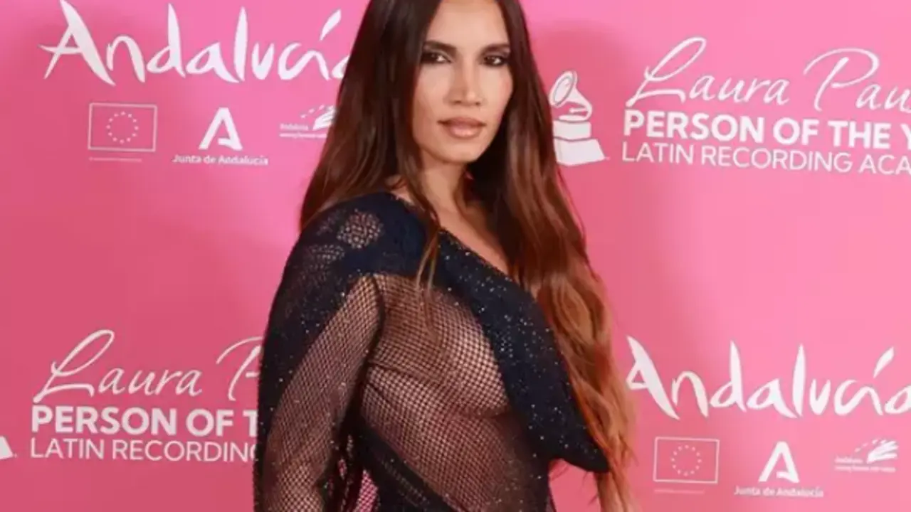  India Mart&iacute;nez 