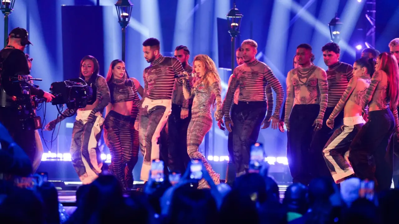  La cantante Shakira, act&uacute;a durante la gala de entrega de los Latin Grammy 2023 - Mar&iacute;a Jos&eacute; L&oacute;pez - Europa Press 