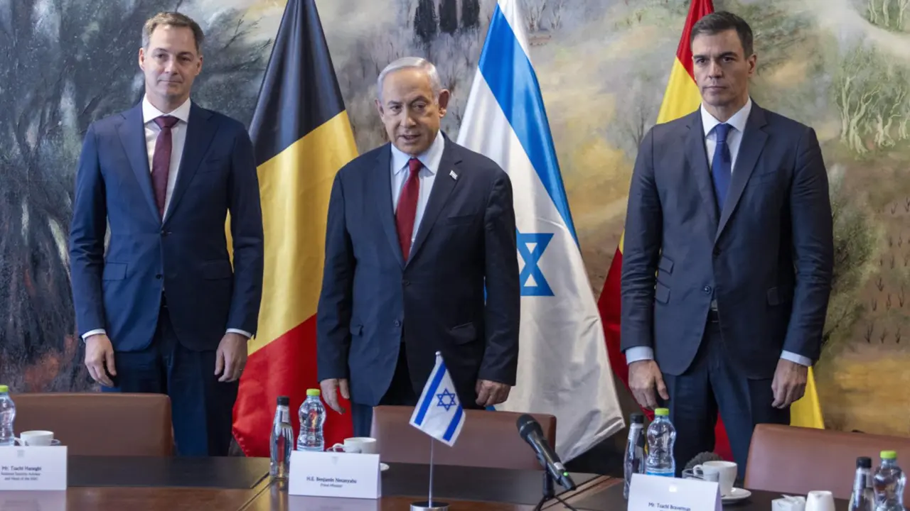  El presidente del Gobierno, Pedro S&aacute;nchez, recibido por Benjamin Netanyahu, primer ministro de Israel - Europa Press/Contacto/POOL 