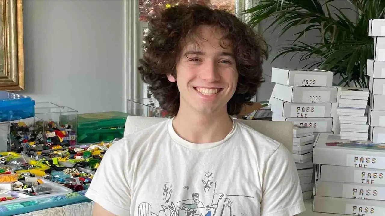  Charlie Jeffers reutilizando LEGOS | Pass the Bricks. 