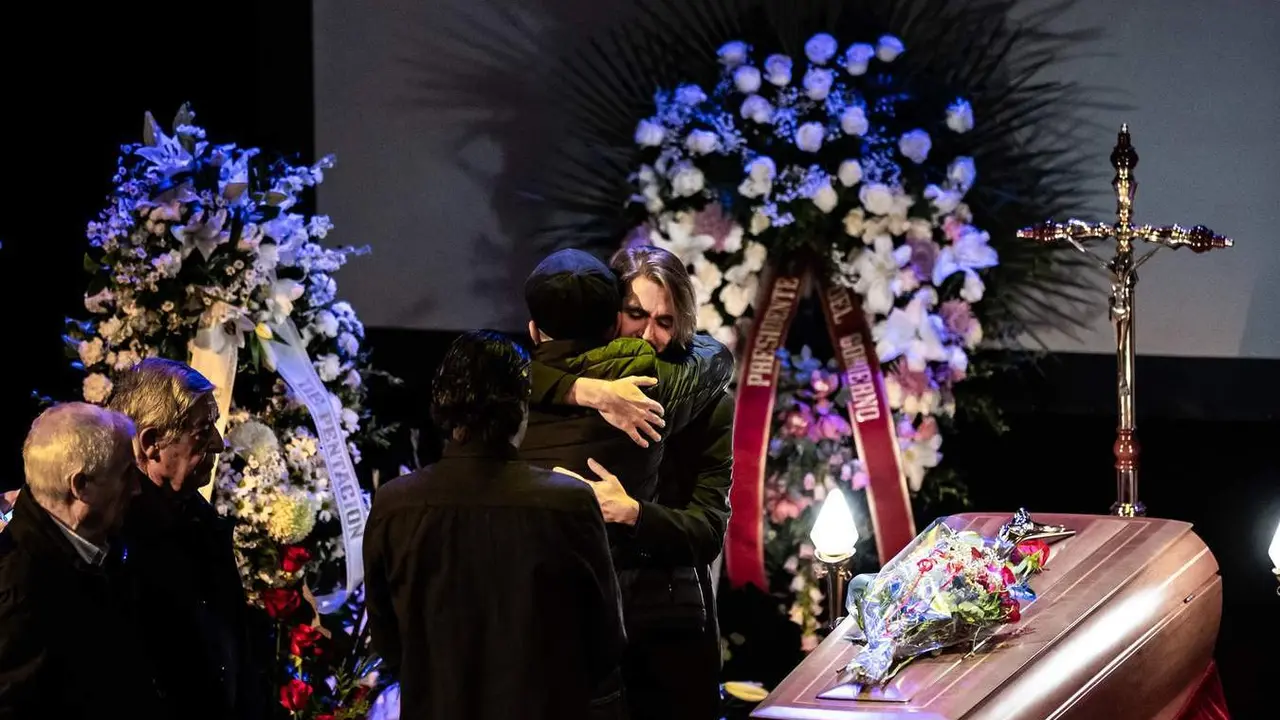  Familiares, amigos, compa&ntilde;eros, artistas, pol&iacute;ticos y ciudadanos despiden a Concha Velasco en el Teatro La Latina 