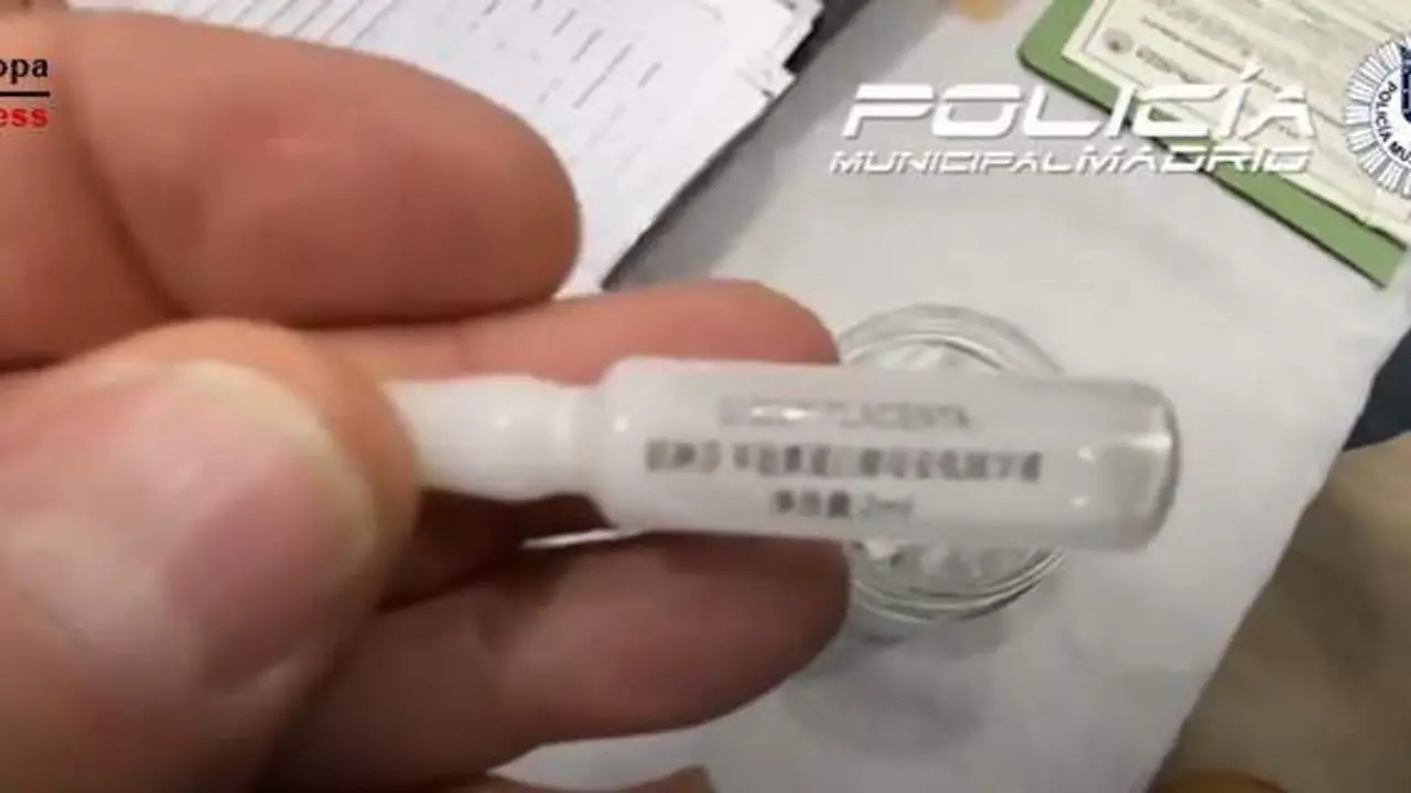  Cosm&eacute;ticos ilegales y cancer&iacute;genos en una peluquer&iacute;a de Usera 