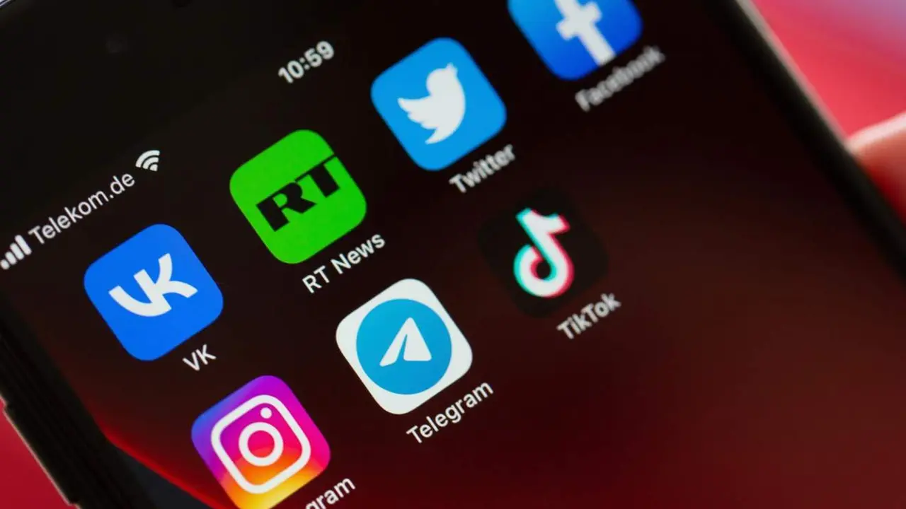  Archivo - Smartphone - Fernando Gutierrez-Juarez/Dpa-Ze - Archivo 